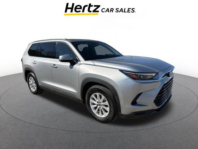 used 2025 Toyota Highlander car, priced at $40,425