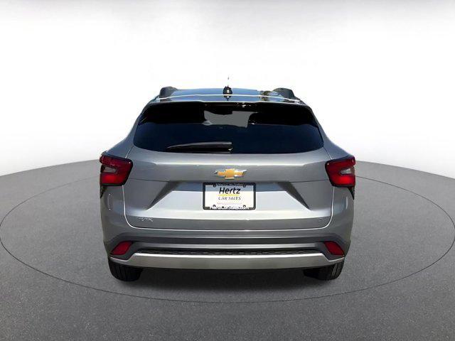 used 2025 Chevrolet Trax car, priced at $20,061