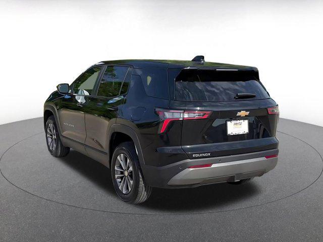 used 2025 Chevrolet Equinox car, priced at $25,004