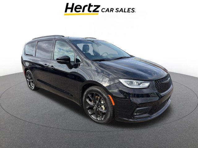used 2025 Chrysler Pacifica car, priced at $31,671