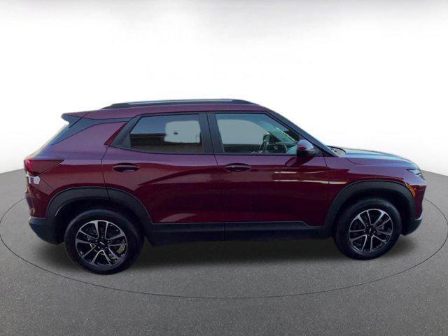 used 2025 Chevrolet TrailBlazer car, priced at $20,944