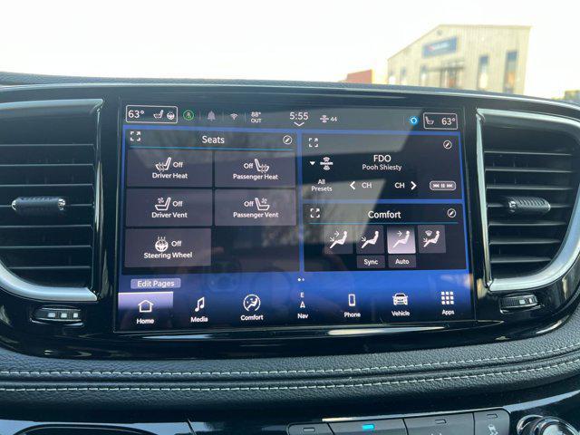 used 2025 Chrysler Pacifica car, priced at $31,471