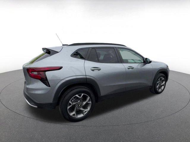 used 2025 Chevrolet Trax car, priced at $19,539