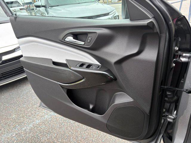 used 2025 Chevrolet Trax car, priced at $19,539