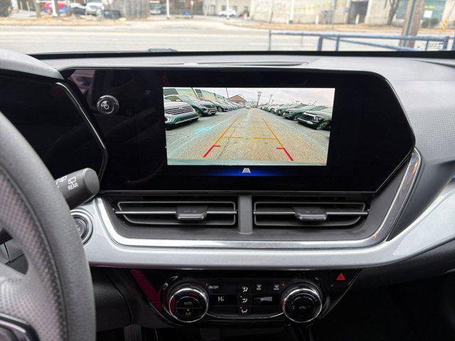 used 2025 Chevrolet Trax car, priced at $19,539