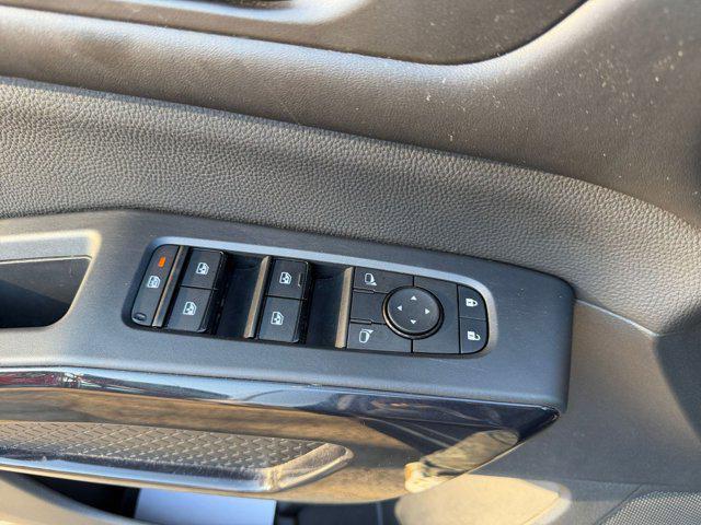 used 2025 Nissan Pathfinder car, priced at $28,879