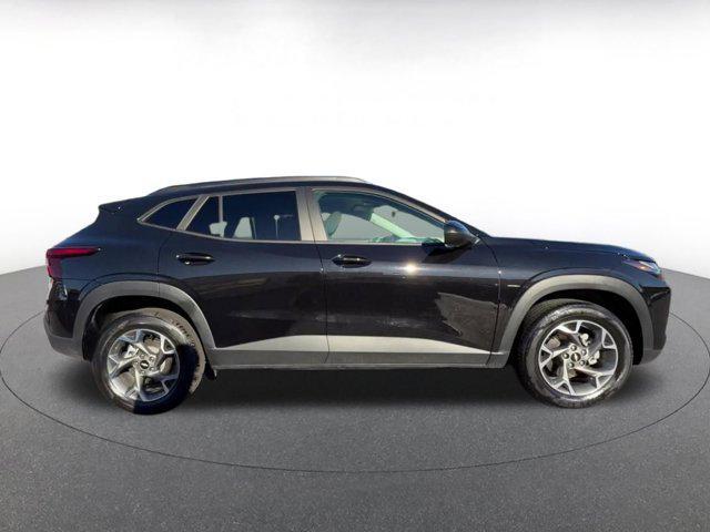 used 2025 Chevrolet Trax car, priced at $20,760