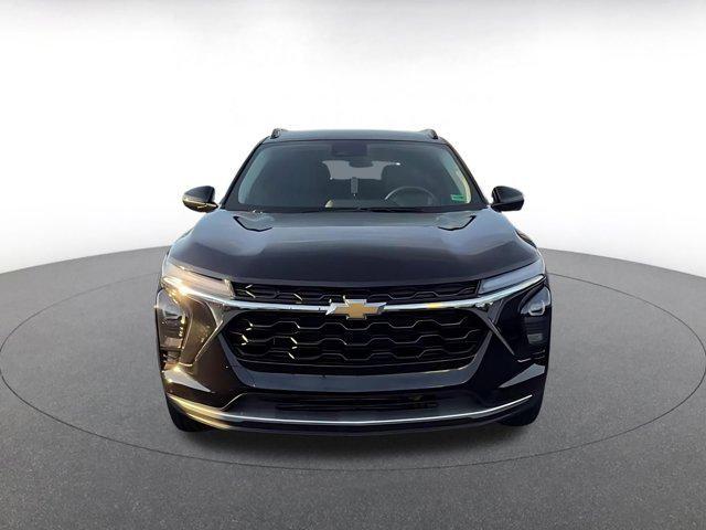 used 2025 Chevrolet Trax car, priced at $20,242