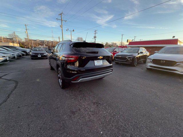 used 2025 Chevrolet Trax car, priced at $20,242