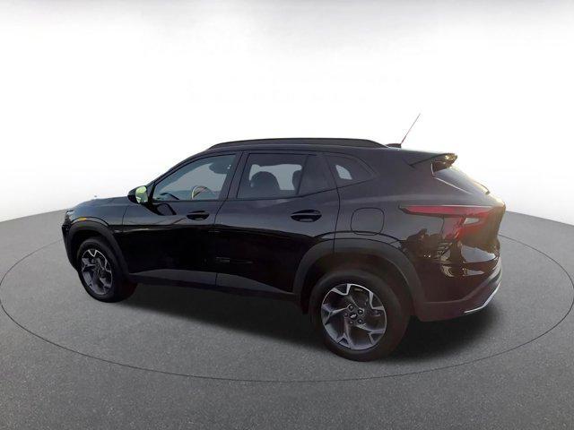 used 2025 Chevrolet Trax car, priced at $20,242