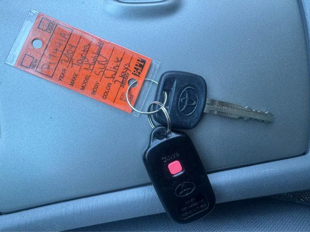 used 2004 Toyota Highlander car, priced at $10,982