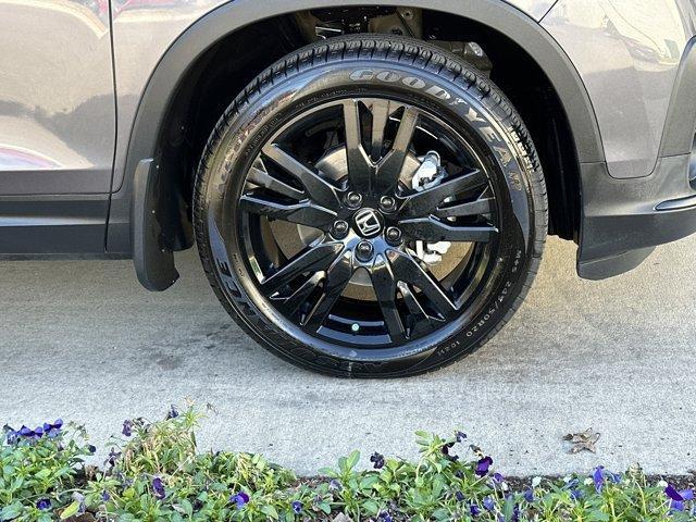 used 2022 Honda Pilot car, priced at $22,582