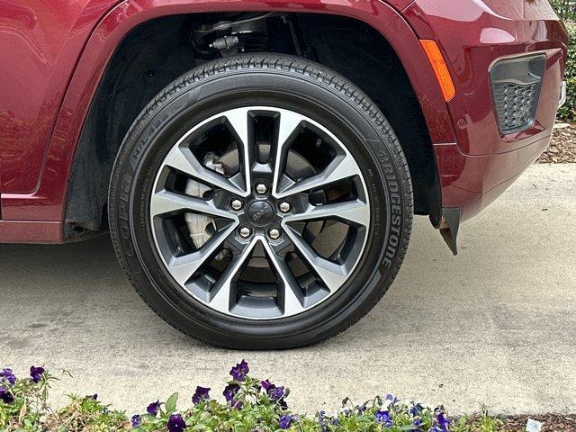 used 2023 Jeep Grand Cherokee car, priced at $32,182