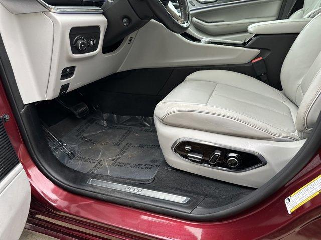 used 2023 Jeep Grand Cherokee car, priced at $32,182