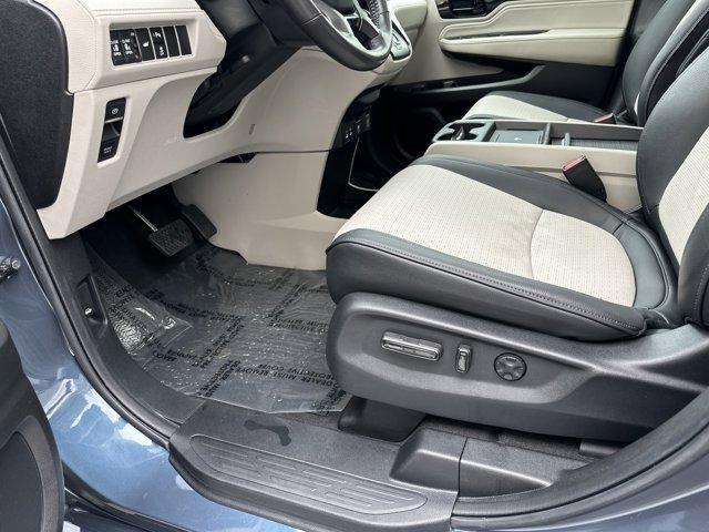 used 2025 Honda Odyssey car, priced at $47,982
