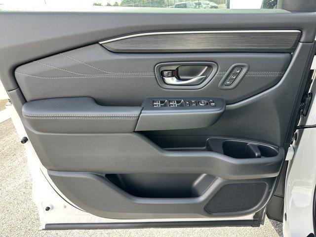 new 2026 Honda Pilot car, priced at $53,045