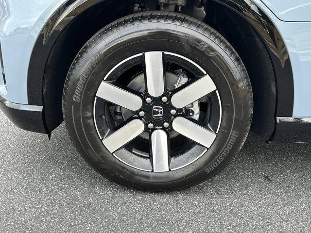new 2026 Honda Prologue car, priced at $52,450