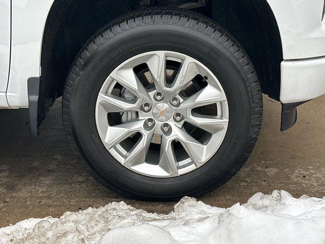 used 2024 Chevrolet Silverado 1500 car, priced at $32,982