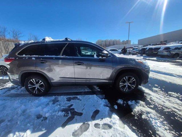 used 2018 Toyota Highlander car, priced at $18,982