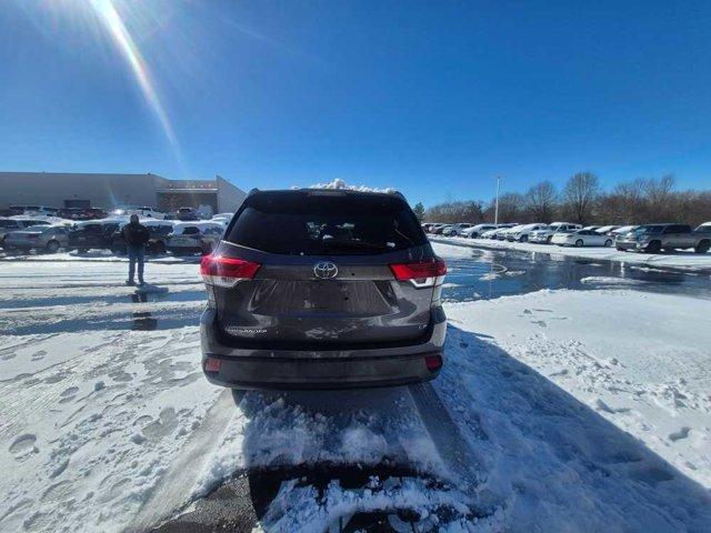 used 2018 Toyota Highlander car, priced at $18,982