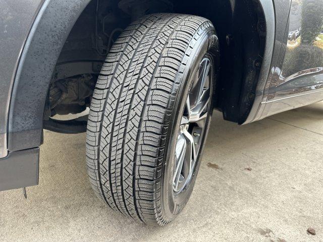 used 2018 Toyota Highlander car, priced at $18,982