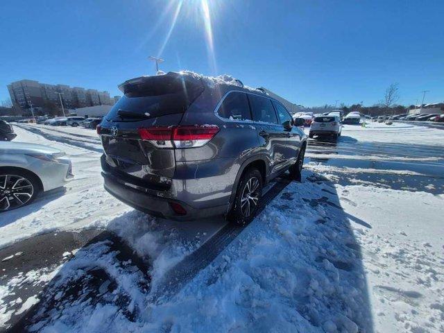 used 2018 Toyota Highlander car, priced at $18,982