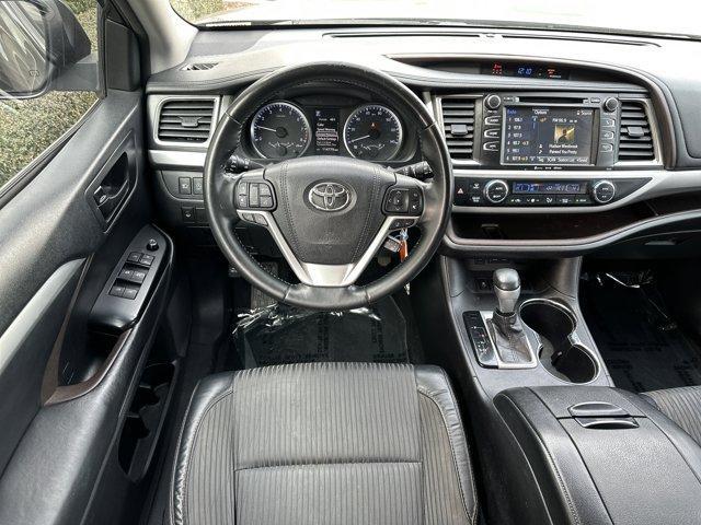 used 2018 Toyota Highlander car, priced at $18,982