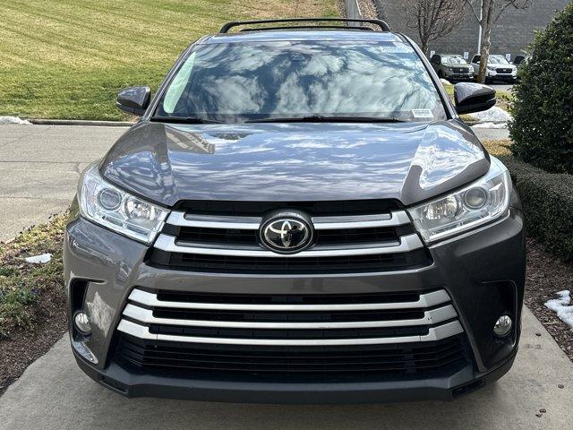 used 2018 Toyota Highlander car, priced at $18,982