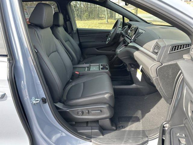 new 2026 Honda Odyssey car, priced at $43,645