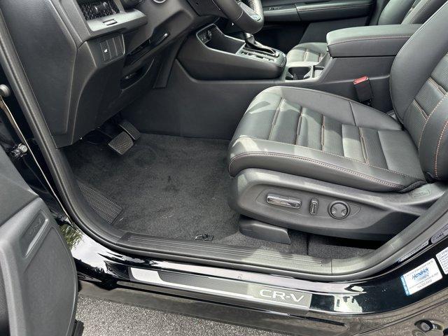 new 2026 Honda CR-V Hybrid car, priced at $39,175