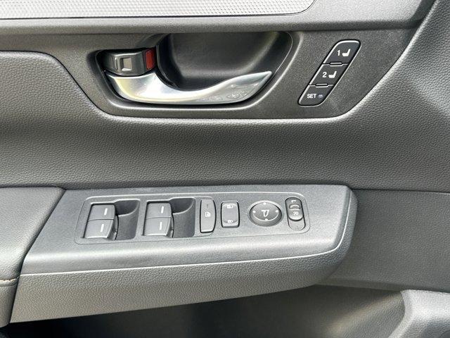 new 2026 Honda CR-V Hybrid car, priced at $39,175