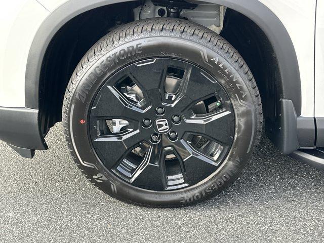 new 2026 Honda Pilot car, priced at $56,945