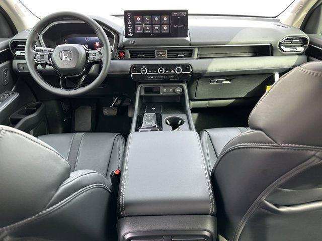 new 2026 Honda Pilot car, priced at $46,445
