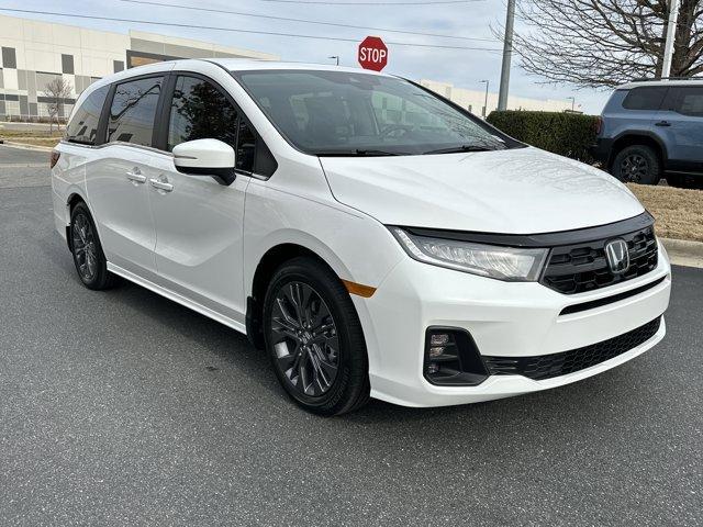 new 2026 Honda Odyssey car, priced at $48,445