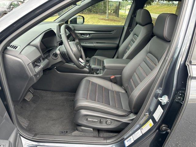 new 2026 Honda CR-V Hybrid car, priced at $39,175