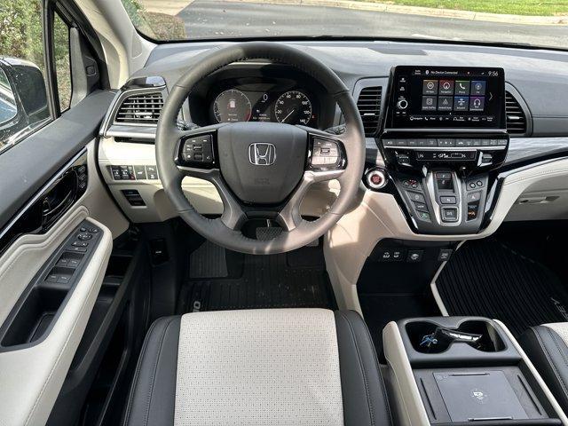 new 2026 Honda Odyssey car, priced at $52,190