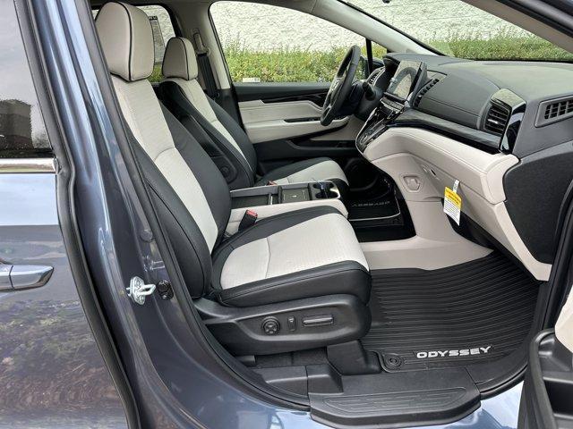 new 2026 Honda Odyssey car, priced at $52,190
