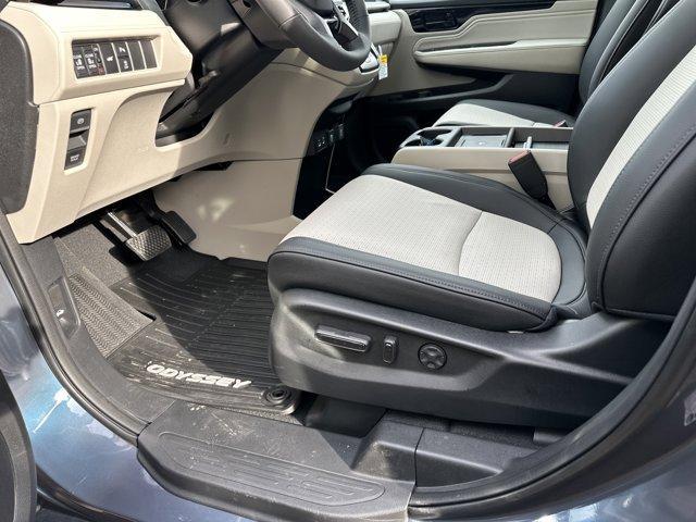 new 2026 Honda Odyssey car, priced at $52,190