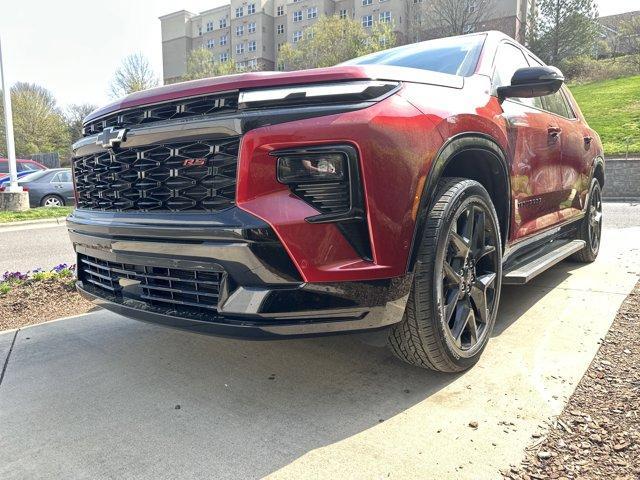 used 2024 Chevrolet Traverse car, priced at $50,982