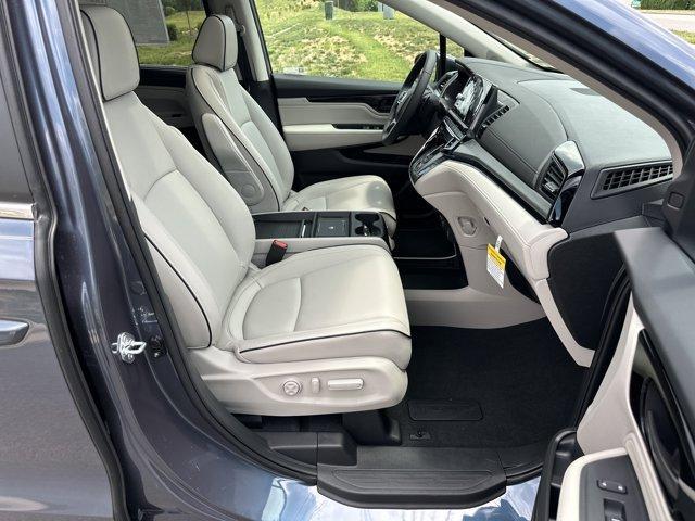 new 2026 Honda Odyssey car, priced at $45,102