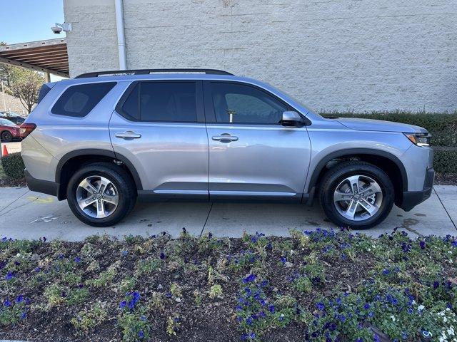 new 2026 Honda Pilot car, priced at $45,900