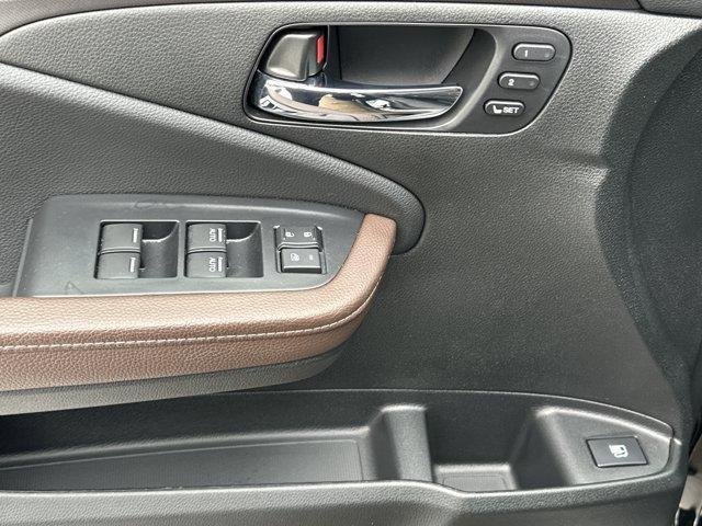 used 2025 Honda Ridgeline car, priced at $37,882