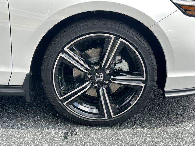 new 2025 Honda Accord Hybrid car, priced at $34,555