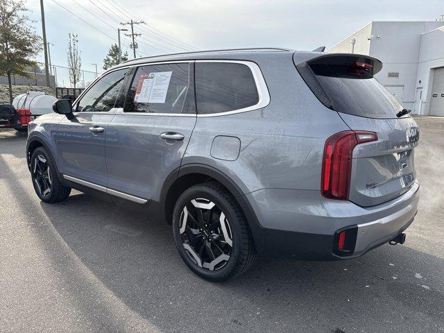 used 2025 Kia Telluride car, priced at $33,982