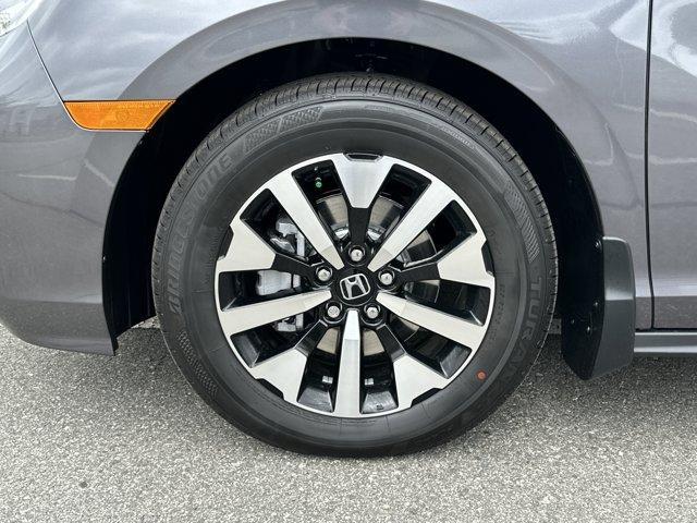 new 2026 Honda Odyssey car, priced at $42,090