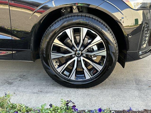 used 2025 Volvo XC60 car, priced at $34,921