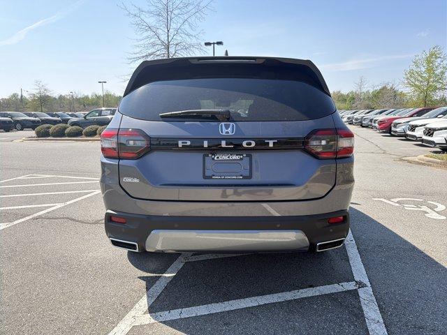 new 2026 Honda Pilot car, priced at $45,990