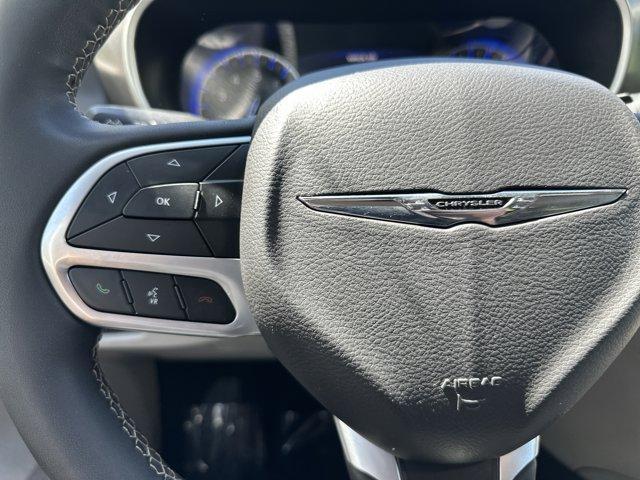 used 2024 Chrysler Pacifica car, priced at $27,081