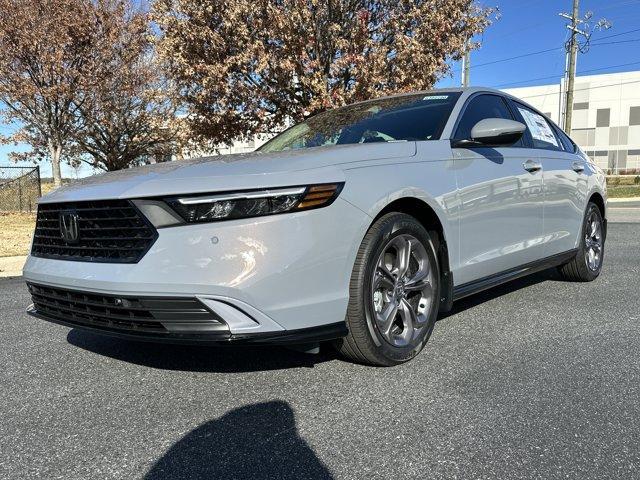 new 2025 Honda Accord Hybrid car, priced at $35,840