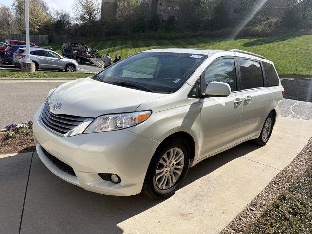 used 2016 Toyota Sienna car, priced at $15,989